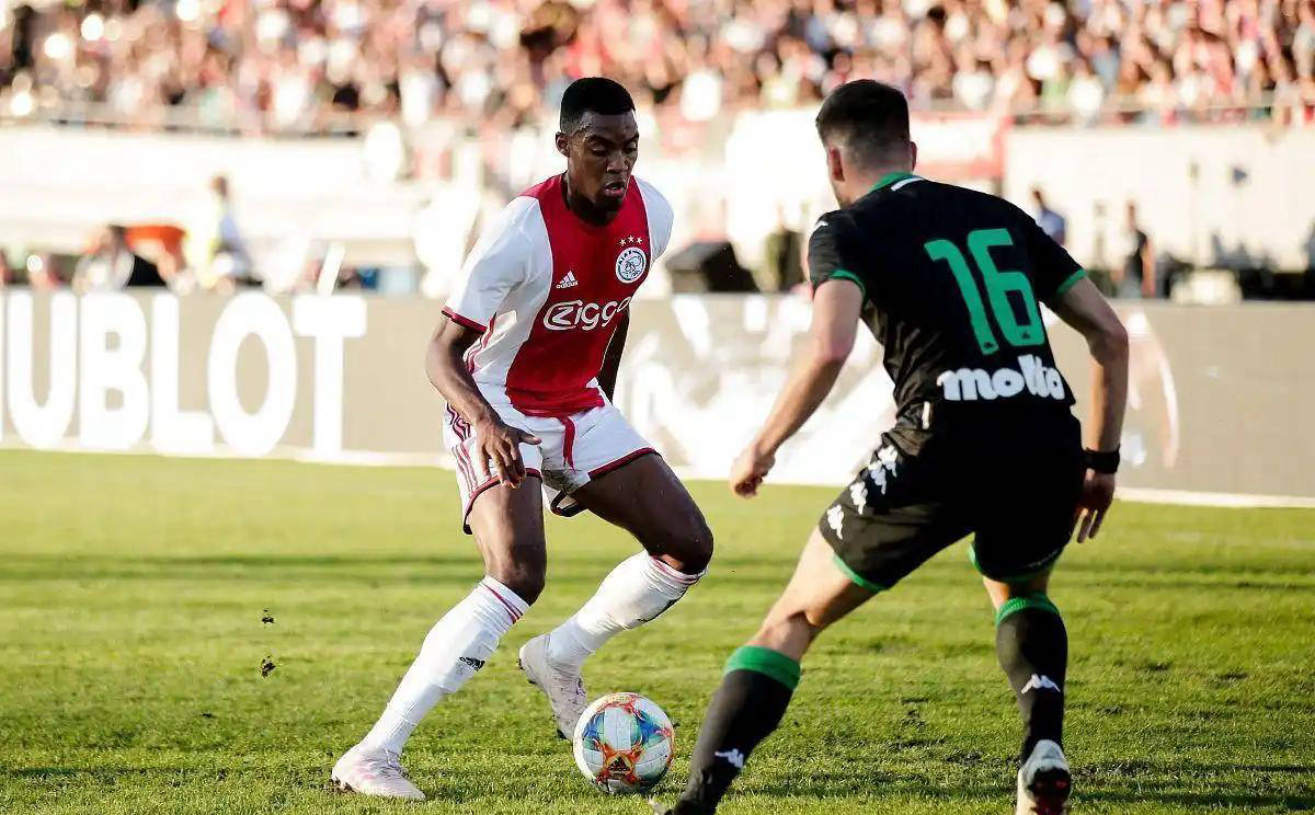 九游官网摩纳哥发布备战花絮，冲刺阶段强势反弹，荷甲任务艰巨，年轻球员获得机会(纳土纳群岛是被谁丢掉的)