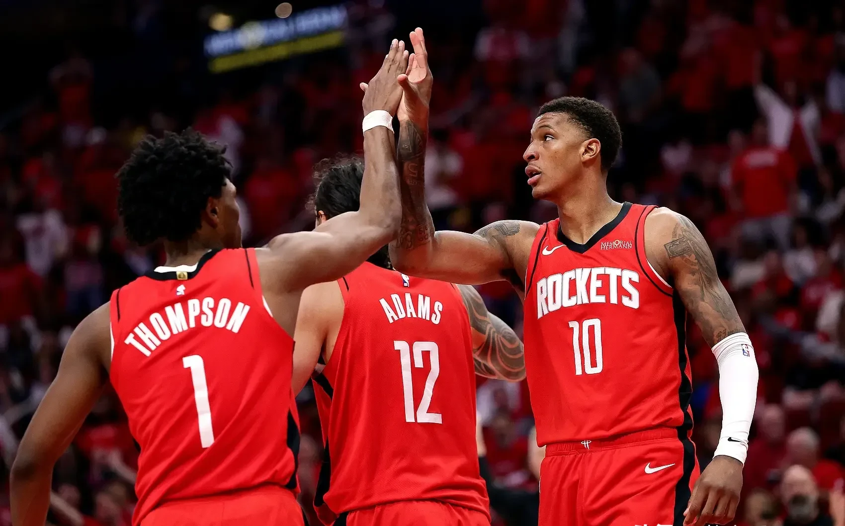 九游在线娱乐大平台关于休斯敦火箭训练开放日，今夜刷新队史纪录引欢呼，全明星赛在即，团队化学反应显著的信息