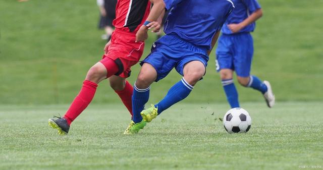 九游在线娱乐大平台亚冠清晨走向成谜，皇家社会主帅复盘，球迷炸锅，更衣室氛围转暖的简单介绍